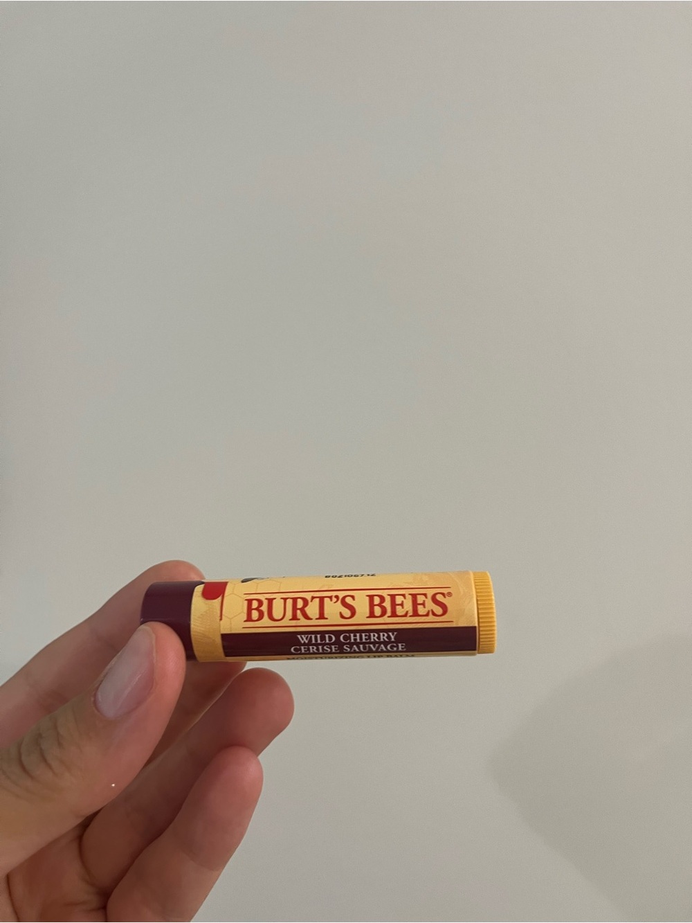 🐝 Free - Burt's Bees Wild Cherry Lip Balm